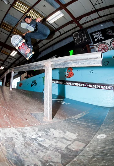 <!--am15-thursday-->

Gustavo Servin plays his cards right with Kickflip Front Bluntslides.