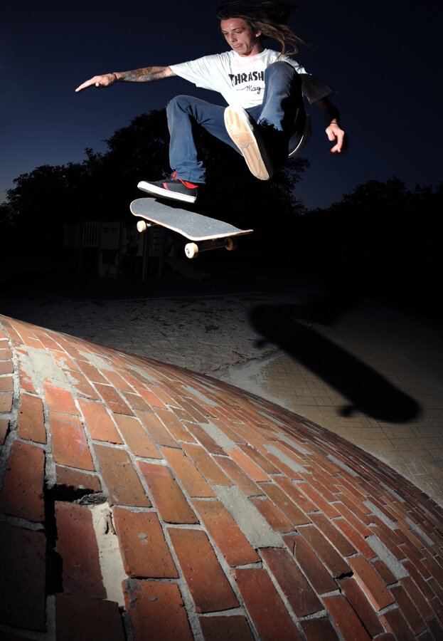 Jata - nollie half cab heel