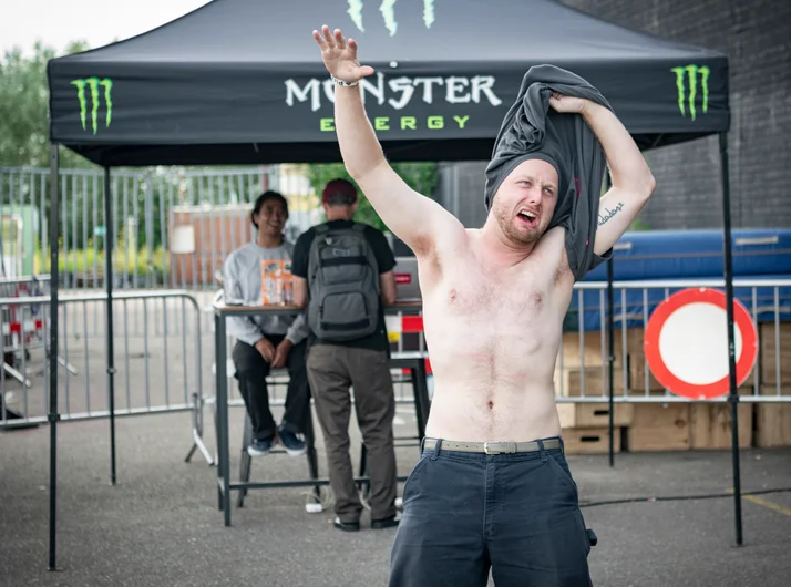 Derick Glancy very hyped to get outta of registration after a long day and hit the clubs!!  Qualifier photos coming soon!!!

<!--damnambreda22practice-->