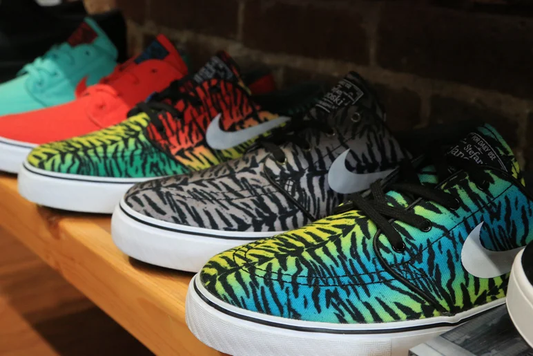 <!--sy14-->

More Nike SB kicks in fresh summer colors.