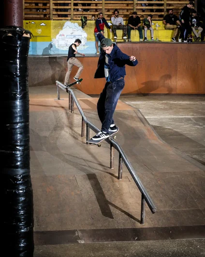 <!--primitivedemophotos-->

Becker Dunn warms things up with a long Front Feeble thru the kinks.
