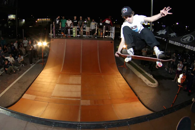 <!--coppertailphotos-->

Wes : Lien Air