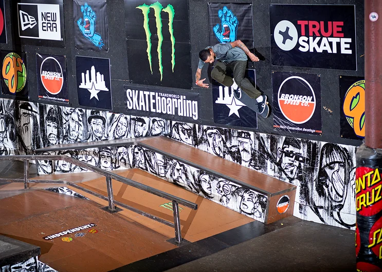 <!--am18finals-->
Before semis come to a close, Kaue Cossa handles this epic Wallride.
