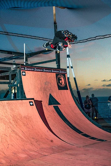 There was a judo in here, but his foot was so quick this is all I got!

<!--floggingmollycruise23-->