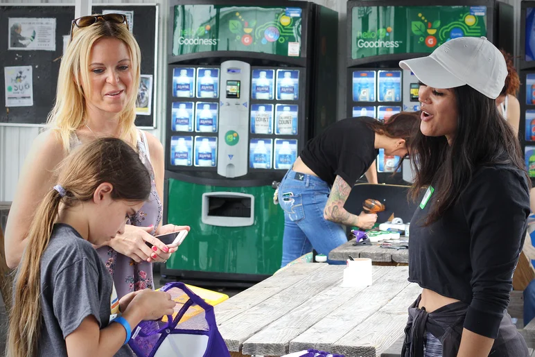 <!--vansgirlsclinic-->
Morgan Wong was here with Vans, educating everyone on the Clinic and giving out special promo items for the girls. 
