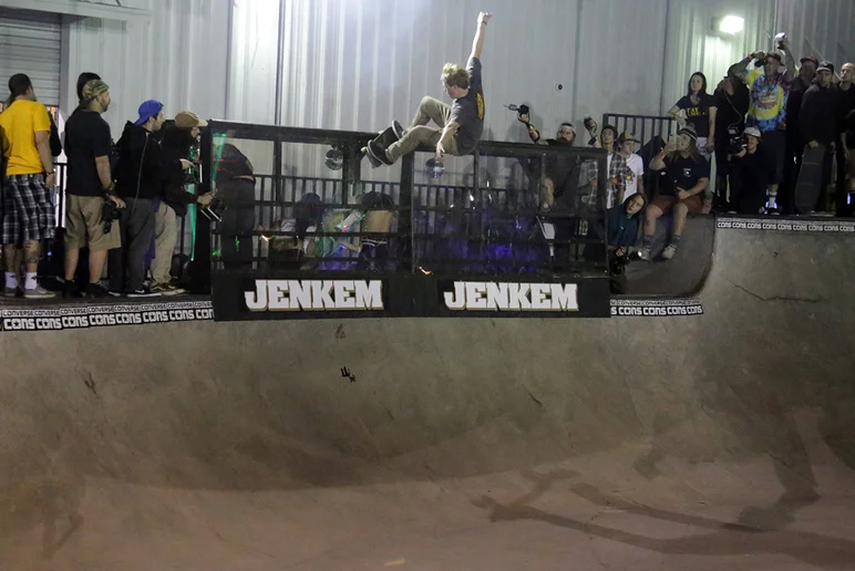 <!--pro17-consjam-->

Jake Wooten tests the waters with a FS grind. 