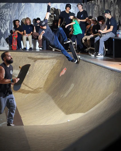 <!--cotc19finals-->

Hyped to have a photo of Mike Peterson doing his iconic trick, the Peterblunt.
