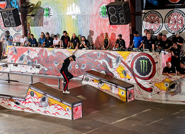<!--pro18-sat-->

Dane Vaughn shows the judges stand whats cookin’ with Nollie 180 Switch Crook.


