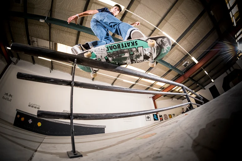 <!--daams17-finals-->

Hugo Corbin - Frontside Hurricane