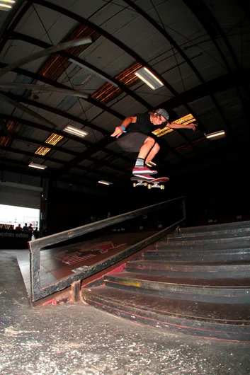 <!--btsb15-->

Marse Farmer - Kickflip BS Lip for the Sponsored finals.