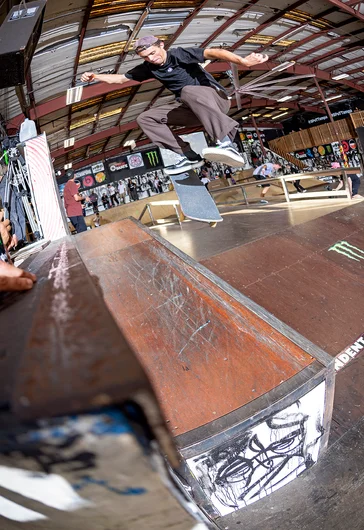 <!--am18practice-->

Wonder how much we could get if we scrapped all the metal in the park??  Until then Dave Lobasyuk takes advantage of the iron with a Kicky Front Grind.

