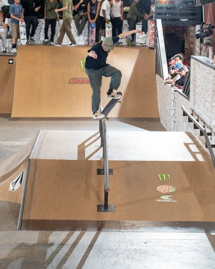 Chris was the only one ballsy enough to hit the pole jam grinds on Friday. This polejam nosegrind pop over was so sick!

<!--tampapro22fridaypractice-->