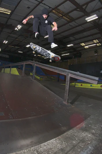 <!--btsb17-->

Lester Cepero - Nollie Heel to Boardslide
