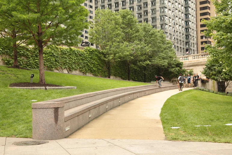 <!--lakaiflare-->

Marble for days. Uncle Sam going the distance with this 50-50.
