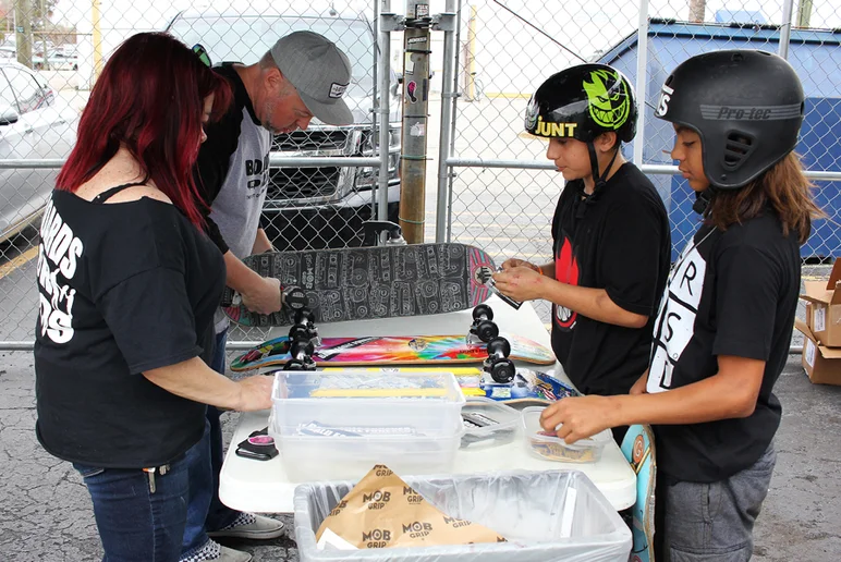 <!--cotc18photos-->

These guys aren't afraid to get their hands dirty, putting completes together for less fortunate kids.