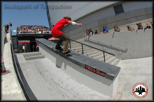 Lauren Perkins - frontside 50-50