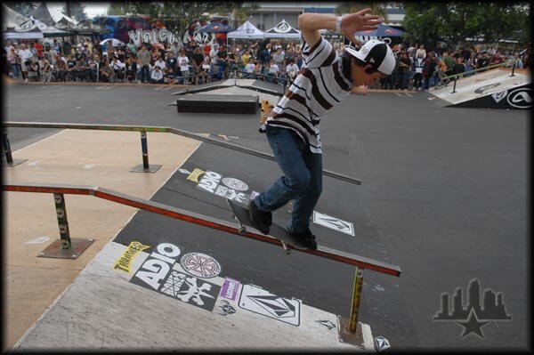 Micky Papa – nollie crooked grind