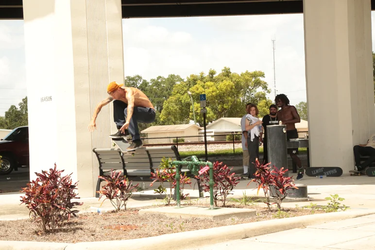 <!--bakeland-->

Of course Reynolds snapped over the bench with ease.