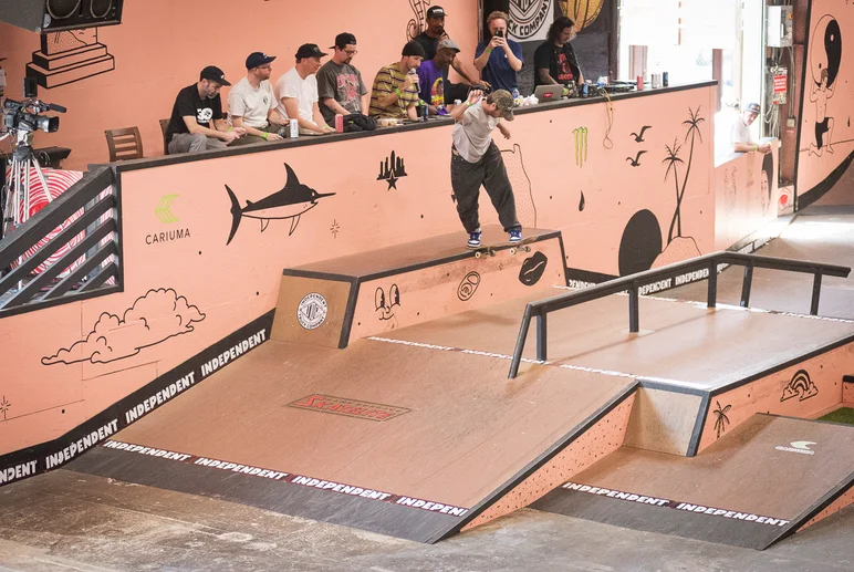 Apparently Dan Lundy didn’t get the memo that you should suck more in the VIP
comp.

<!--tampapro23day1-->