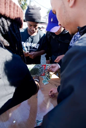 <!--pro16sunday-->

Playas gonna play.