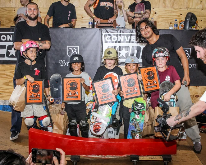 <!--hj19photos-->

<a style=