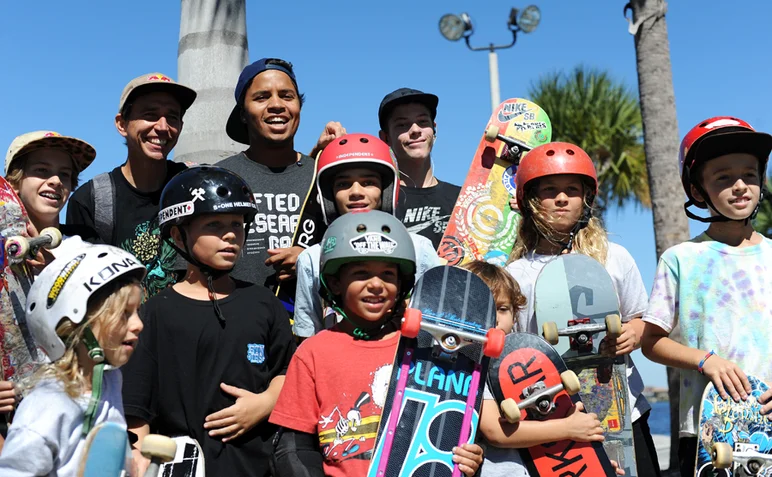 <!--hj2014-->

About into the session at Brandenton park the Red Bull team showed up. Jagger Eaton, Joey Brezinski and Felipe Gustavo posed with some of the local kids. Red Bull team riders Alex Midler and Alex Sorgente were already skating and missed out on this photo op.

