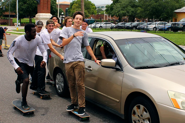 <!--gsd17-->

This is what happens when you give one skater a ride...Skitch lemmings.