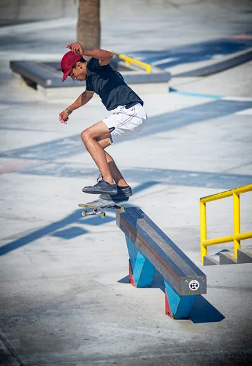 <!--dabarcy-quals-->

Rysan Marien keeps it classic with a Kicky Backtail.
