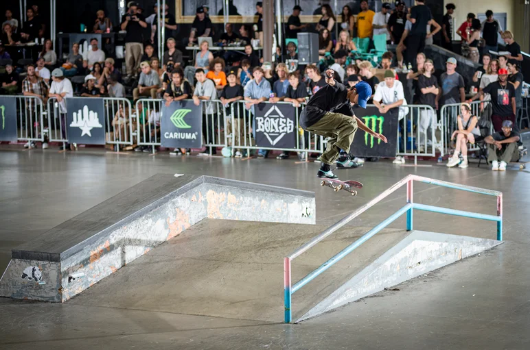 Sena Watanabe is the Heelflip Frontblunt Slide master, plain n’ simple.

<!--damnamla22finals-->