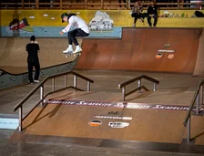 

Nyjah comes in l