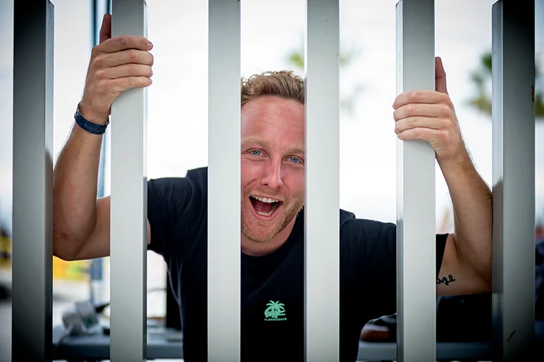 <!--dabarcy-finals-->

Get Me Outta Here!!