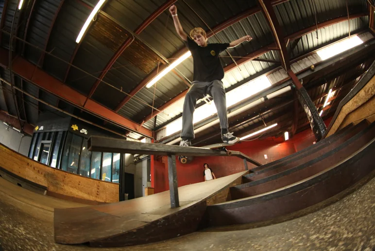 <!--NEWCOURSE16-->

Neither is Liam Brocks - feeble down the Mini-Course rail.