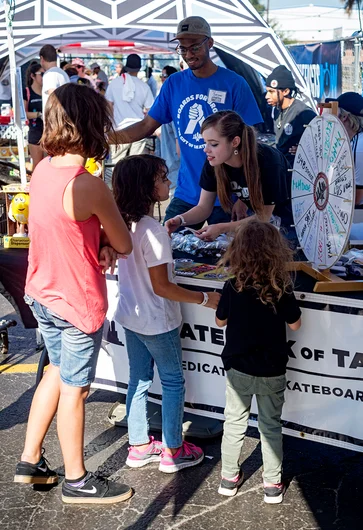 <!--am16sun-->

Donate, Spin a wheel, get a prize.. sounds like a pretty sweet deal.