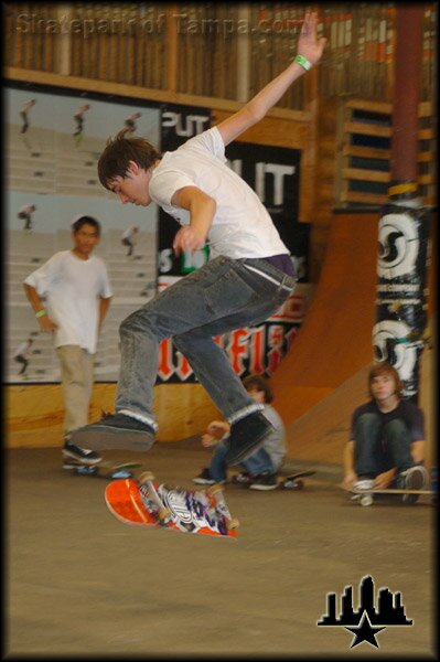 Krux Kickflip Challenge 2006