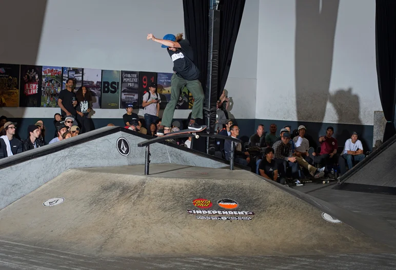 <!--dacm16-quals-->

Jace Torkelson turns himself Barley for split second over the rainbow.