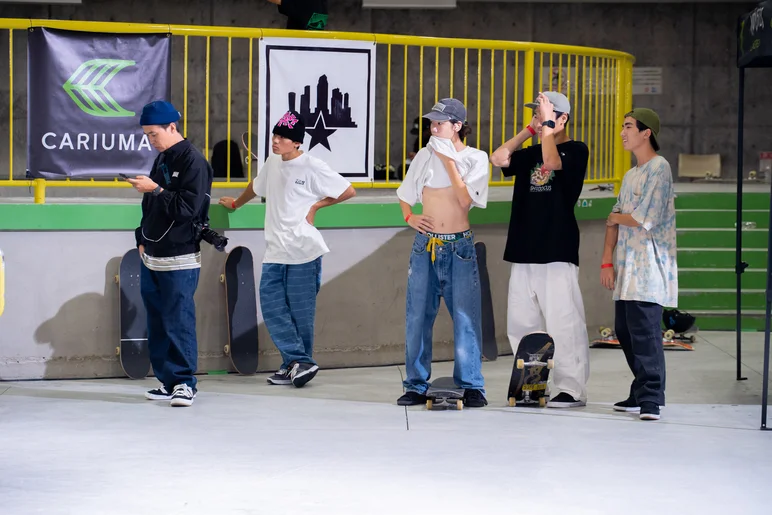 More homies watching the homies!

<!--damnamjapan2022day2-->