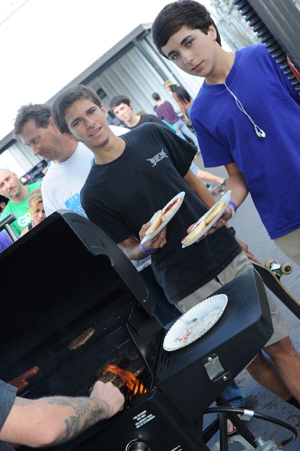 Free burgers are worth the line