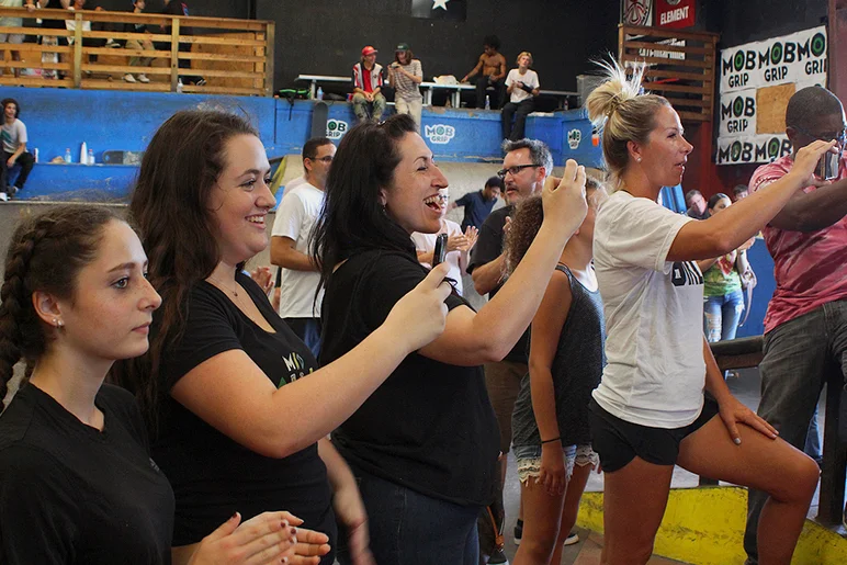 <!--btsb17-->

Skate moms cheering on their award winning children.