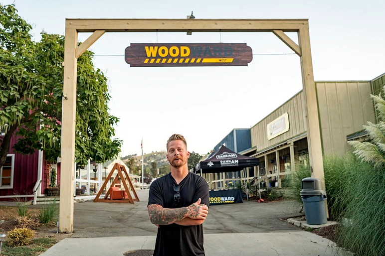 <!--daww19practice-->

Upon arrival we’re greeted by an ever so helpful Kris Sherry.
