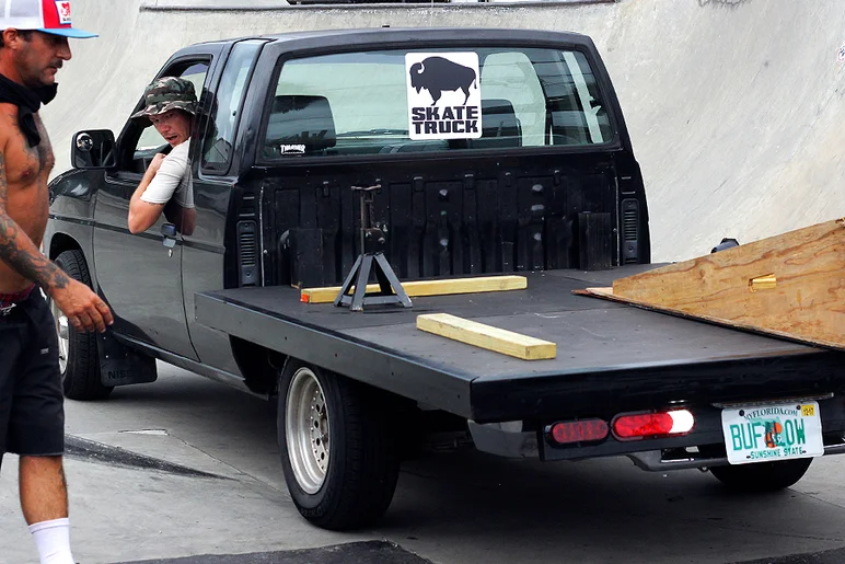 <!--curtissesh17-->

John Paul brought the Buffalo Skate Truck for us to skate. Thanks Partytime!