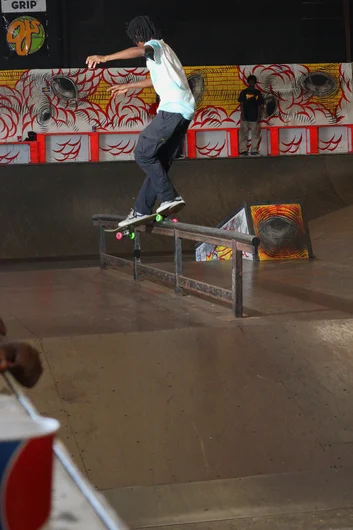 <!--schoolsoutjam18-->

Kris Clayton : Front Feeble