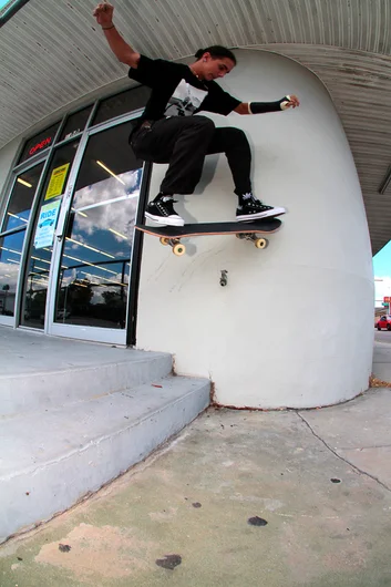 <!--conshaines-->

Alejandro with a quick Wallie Nollie before getting the boot.