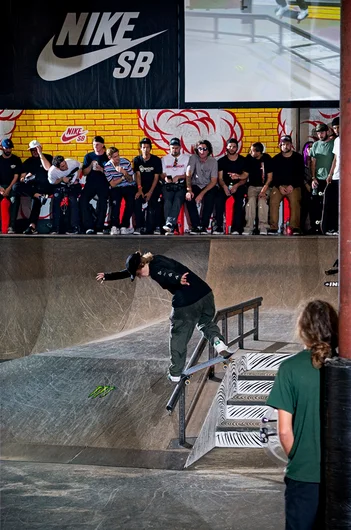 <!--am17sunday-->

Hermann Stene making the crowd jealous with his perfect BS Noseblunt Slides.

