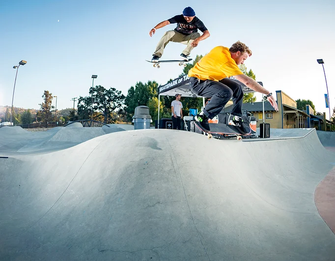 <!--daww19practice-->

Double Trouble, Derick Glancy gets his timing right with Cobi Henriquez.
