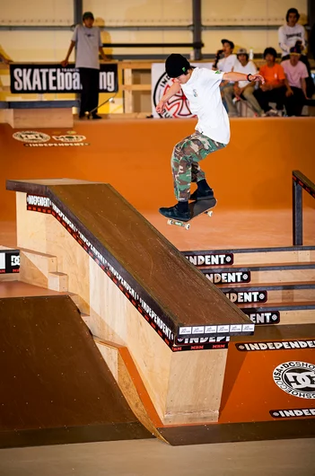 <!--daja18finals-->

Helluva way to start of a line for Keyaki with a Nollie Frontside Noseslide.
