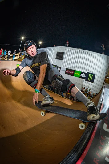 Look at this crailslide from Mike Crum!

<!--TampaAm2023provertlegendsjambony-->