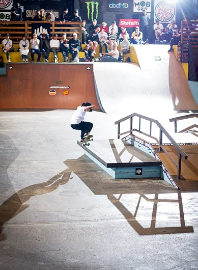 <!--pro20finals-->

All eyes on Yumeka on a FS Nosegrind.

