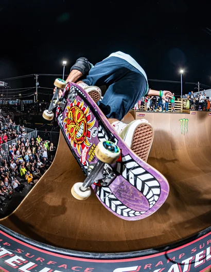 Lot of backside airs in this group of photos so I had to choose my favorite ones. Nicky Guerrero threw this one in my face. No biggie!


<!--TampaAm2023provertlegendsjambony-->