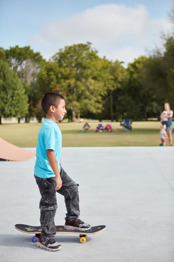 Kids of all ages came out to skate with the Boards for Bros crew! <!--b4btexas21-->