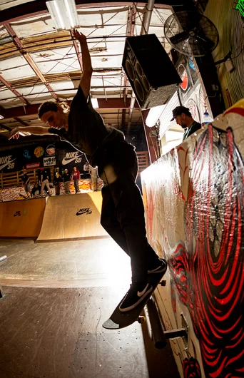 <!--am17thurs-->

The man in front of the artificial sun, Myles Willard catches some wall action via Back Smith.